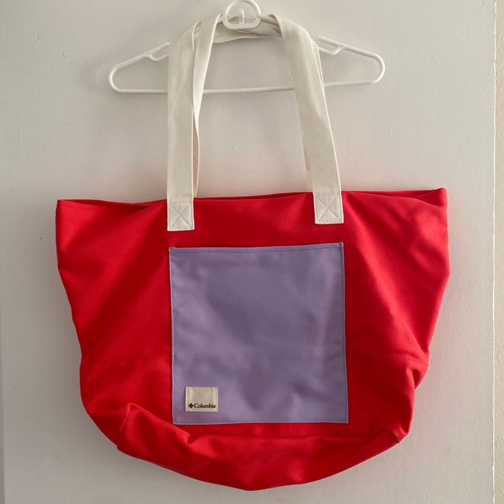 Columbia tote with inside pocket